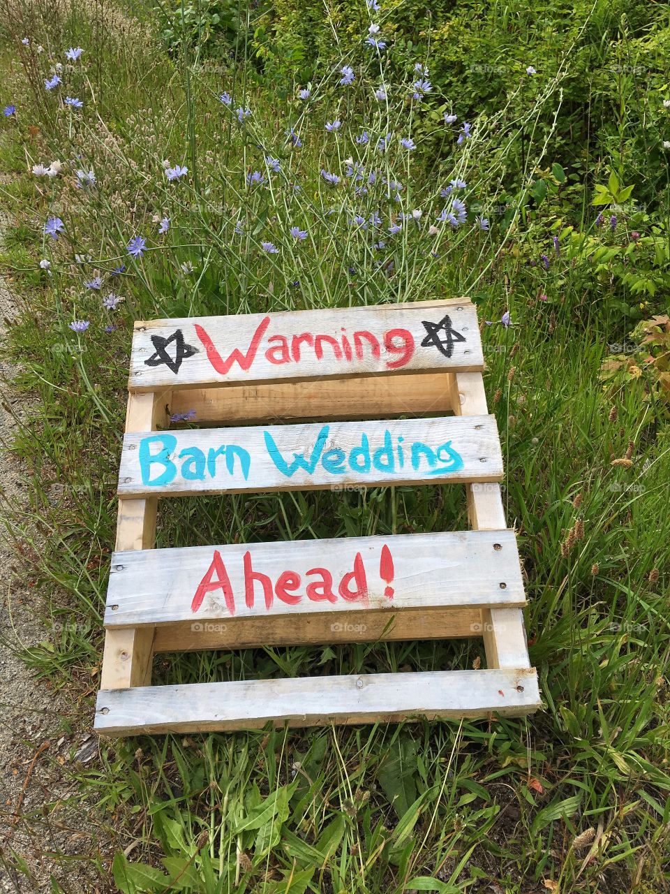Warning. Barn wedding ahead 