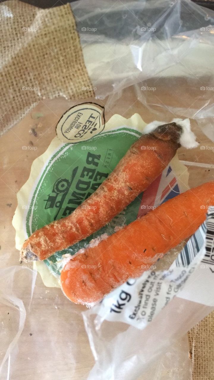 Rotten carrot