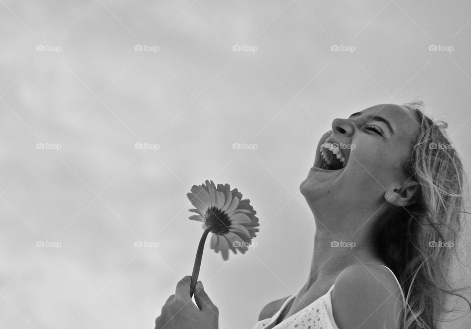 Laugh like there is no tomorrow 