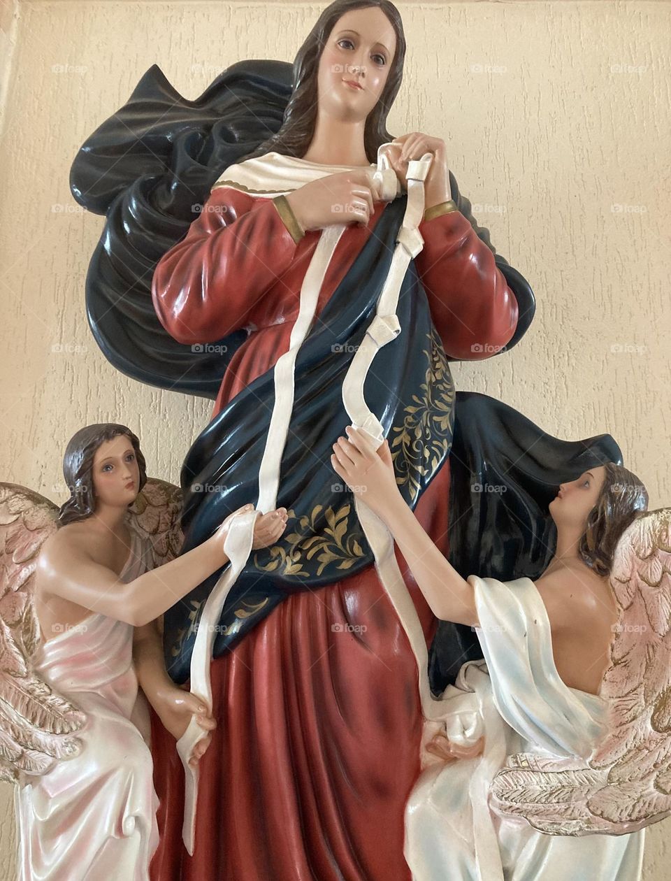 🙏 🇪🇸 Oh Maria, ruega por nosotros que recurrimos a ti.  Amén.  🇧🇷 Ó Maria, Nossa Senhora, rogai por nós que recorremos a vós. Amém. / 🇺🇸 O Mary, pray for us that we turn to you.  Amen. / 🇮🇹 O Madonna, prega per noi che ci rivolgiamo a te. Amen. 