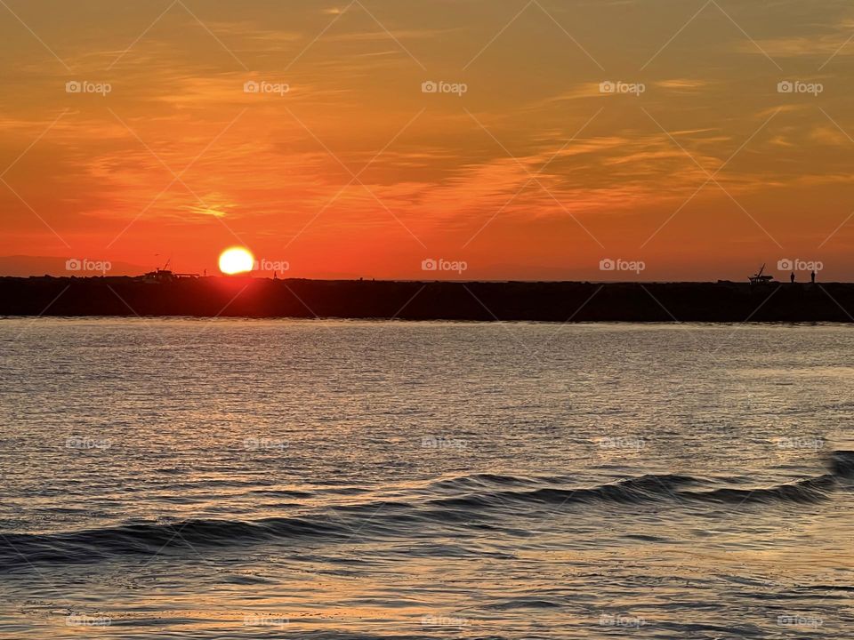 Beautiful sunset on Corona del Mar State Beach 