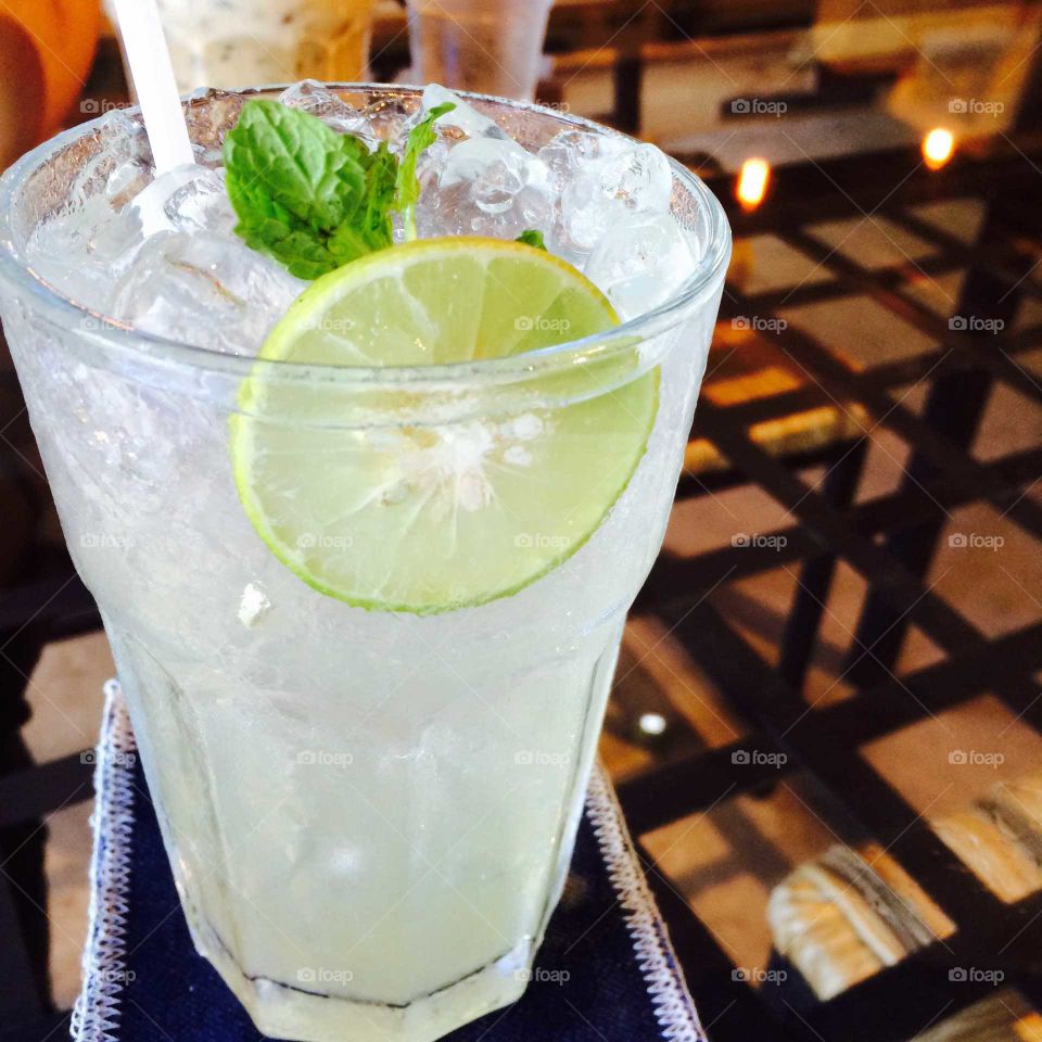 มะนาวโซดาทานแล้วสดชื่น