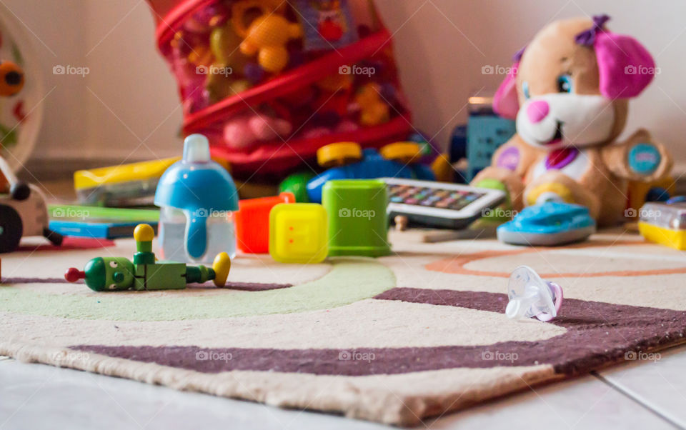 Home toys mess