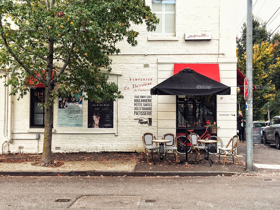 Beautiful street corner representing Melbourne cafe culture. 