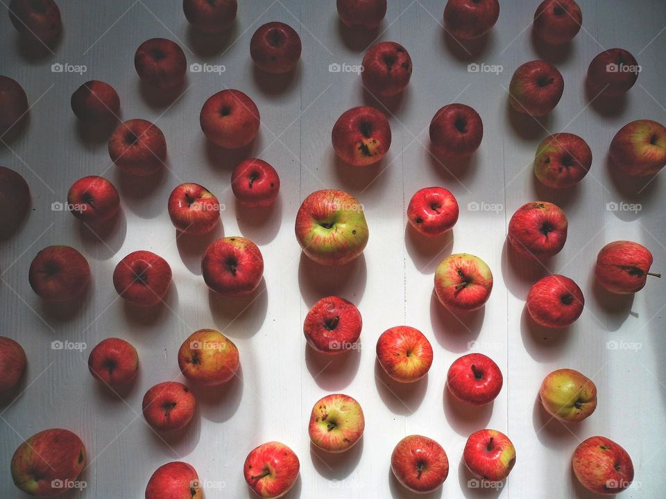 apples