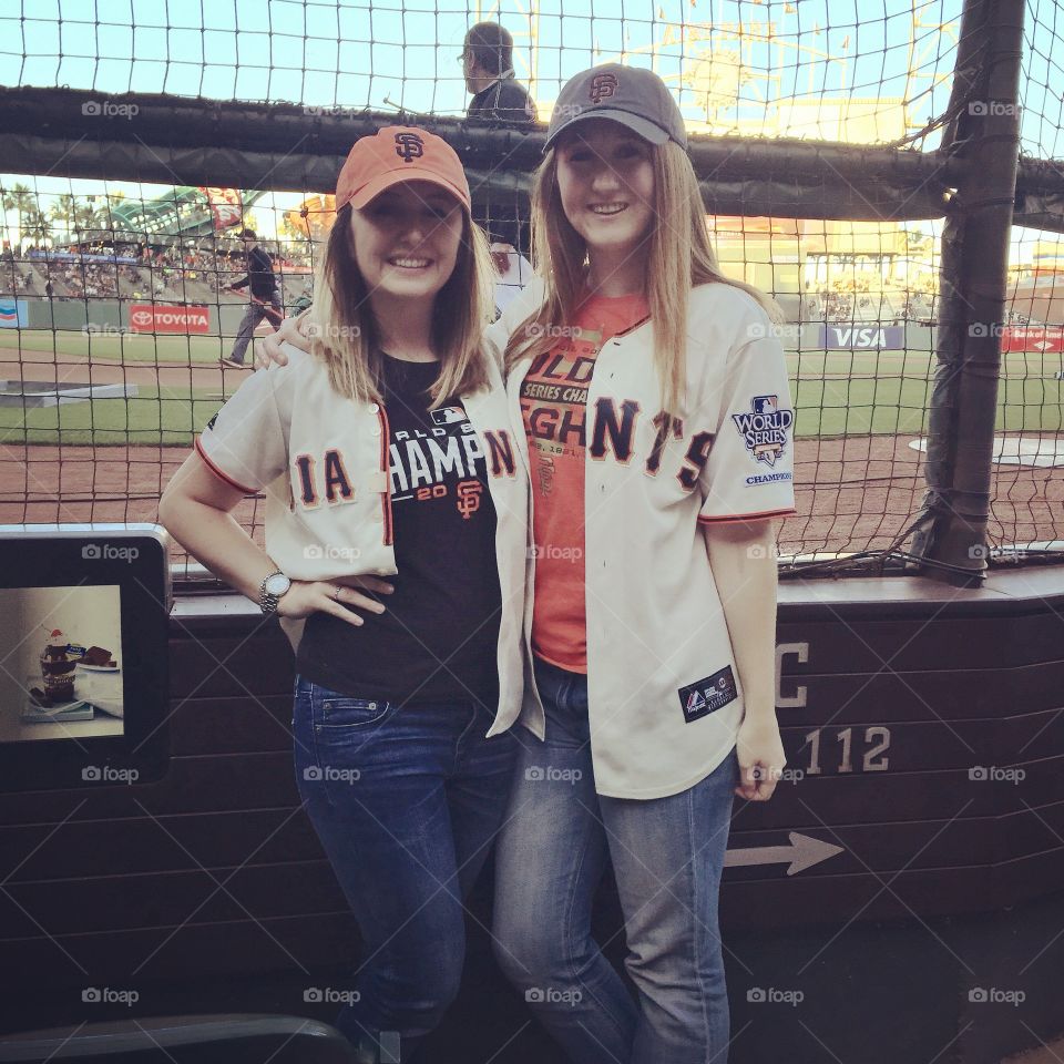 Sisters love the giants!