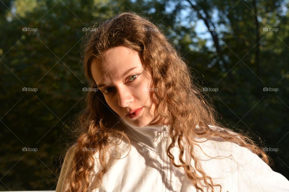 girl beautiful portrait in sunlight