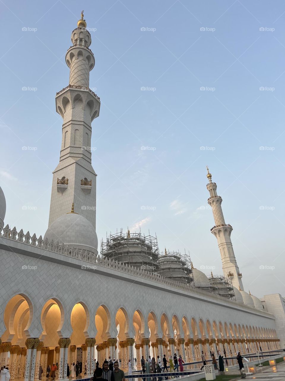 Grand Mosque Center - Abu Dhabi