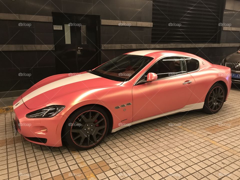 Maserati - China loves pink cars!