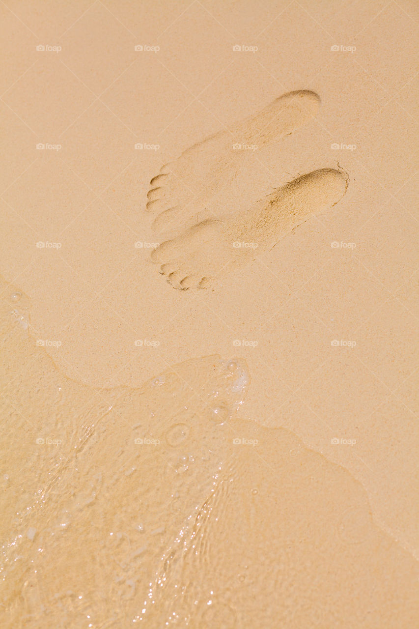 beach ocean relax trip by comonline